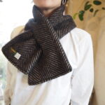 【TRICOTS JEAN MARC】クルーネックニットp/o【TWEEDMILL】ウール×フリース差し込みマフラー