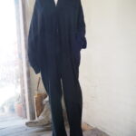 【 ETRÉ TOKYO 】ハイゲージニットオールインワン・ バルーンシルエットパディングブルゾン・レザーコードカラビナスクエアパース//