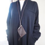 【 ETRÉ TOKYO 】ハイゲージニットオールインワン・ バルーンシルエットパディングブルゾン・レザーコードカラビナスクエアパース//