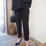 【PASSIONE】ゆったりワイドVネックノーカラージャケット＆テーパードパンツ