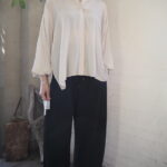 【 passione 】シングルジレ・バックプリーツブラウス・サイドタックパンツ・レザープレーンパンプス //