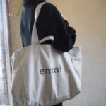 【 emmi 】ハーフジップダンボールワンピース・Happy Active 4点set //