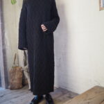 【 ETRÉ TOKYO 】コードヤーンケーブルニットワンピース・ソフトレザースクエアローファー //