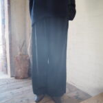 【 ETRÉ TOKYO 】オーバーサイズスキッパーニットPO・ジャガードリラクシーパンツ //