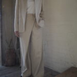 【ANGELINA】リネン混ノーカラージャケット＆フロントタックパン【VERSEAU】巻きセットパンツ